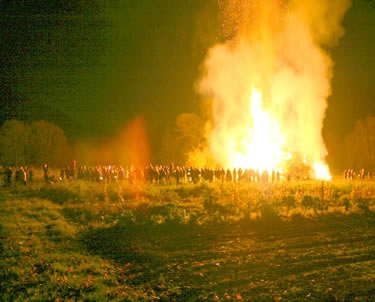2008
